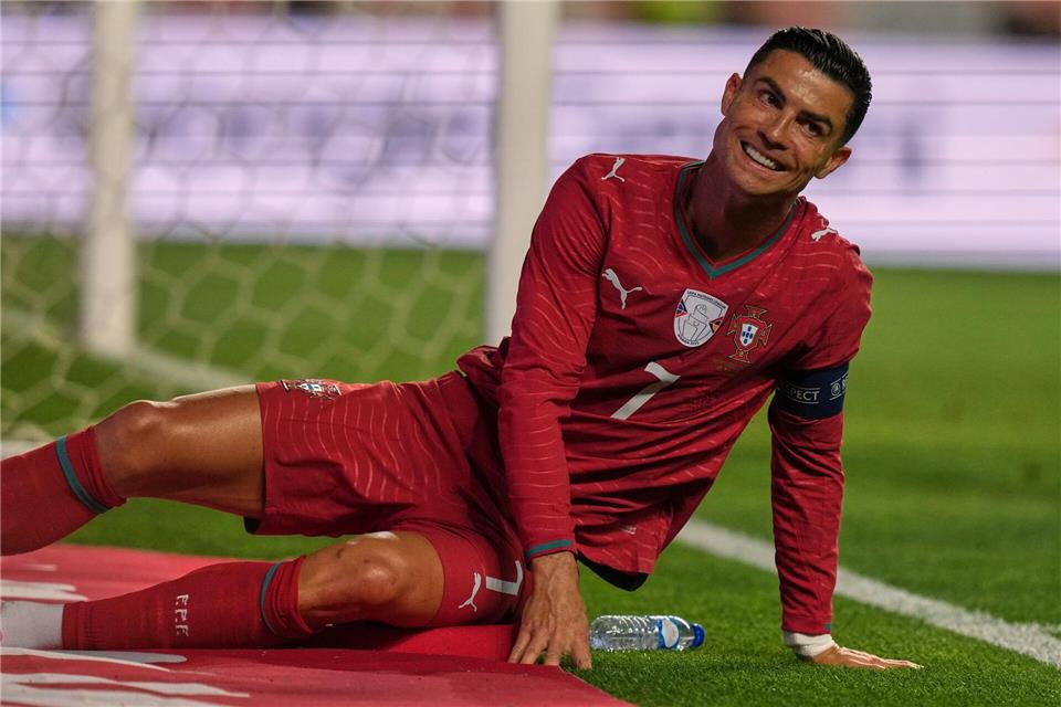 Portugals Cristiano Ronaldo fühlt sich fit für die WM. (Archivbild)Armando Franca/AP/dpa
