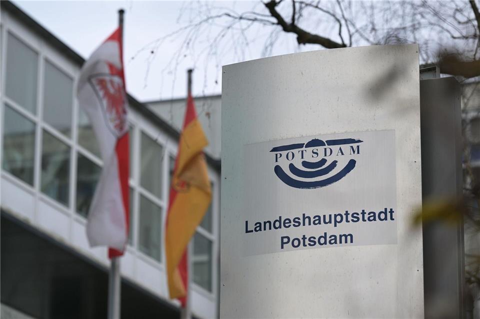 Potsdams Oberbürgermeisterin Noosha Aubel sieht in der KI Potenzial, um Verwaltungen zu entlasten. (Archivbild) Michael Bahlo/dpa