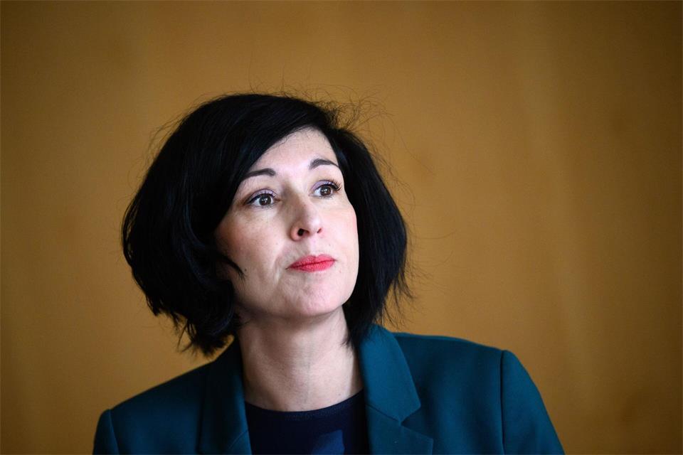 Potsdams Oberbürgermeisterin Noosha Aubel will gegen die Wohnungskrise in Potsdam vorgehen. (Archivbild)  Bernd von Jutrczenka/dpa