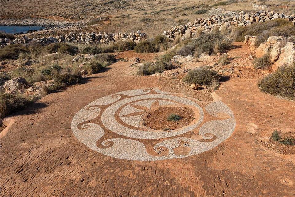 Prägend waren patriarchisch ausgerichtete Gemeinschaften, die einzigartige, nur in der Inneren Mani zu findenden Megalithbauten schufen.Leonidas-Romanos Davranoglou/dpa