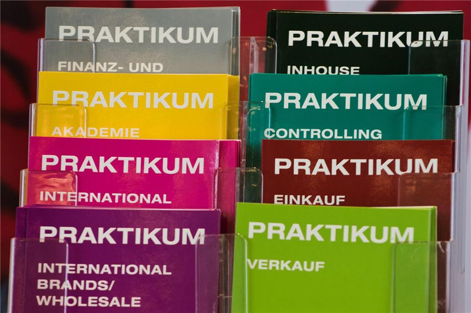 Praktika sind hilfreich, um Kompetenzen nachweisen zu können und bei der Bewerbung zu punkten.Franziska Gabbert/dpa-tmn