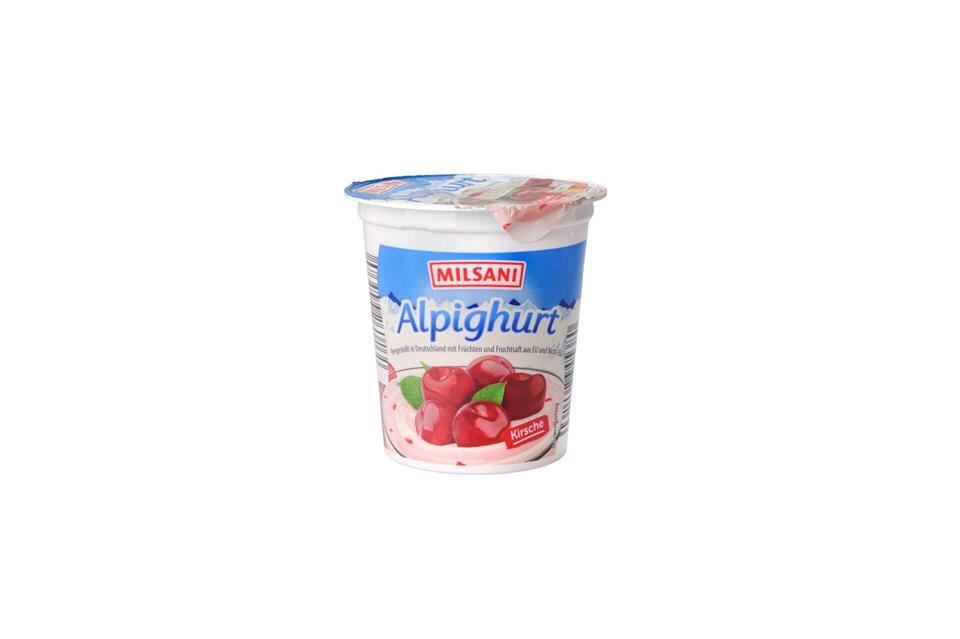 Preis-Leistungs-Sieger ist der Milsani Alpighurt Kirsche von Aldi (Note 2,1).Ralph Kaiser/Stiftung Warentest/dpa-tmn