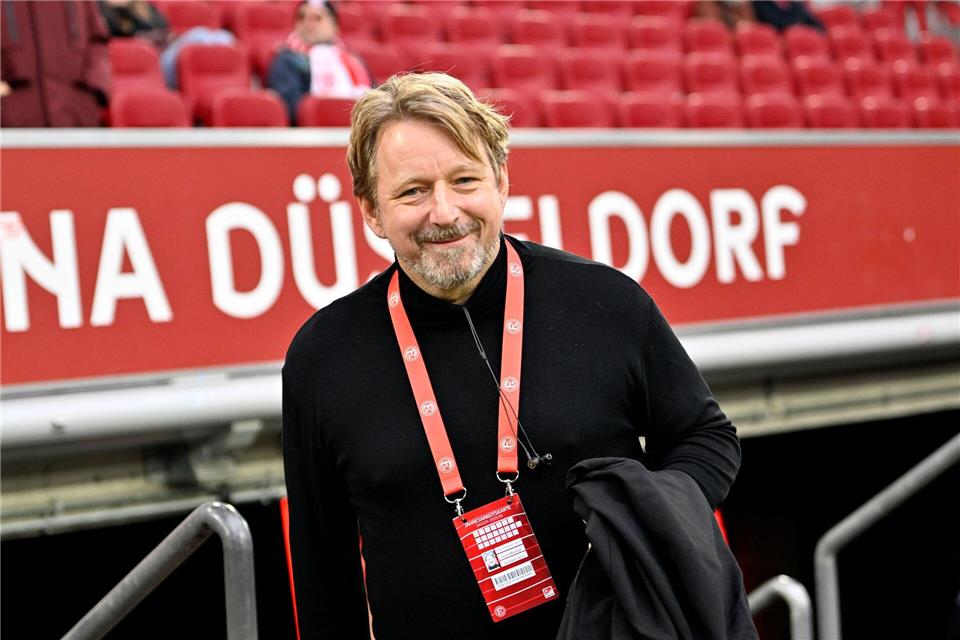 Premiere im Stadion für Fortunas neuen Sportvorstand Sven Mislintat.Anke Waelischmiller/dpa