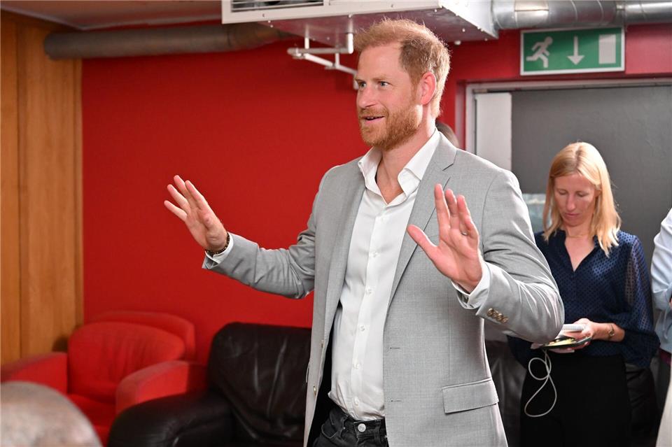 Prinz Harry ist zu Besuch in Nottingham.Paul Grover/Daily Telegraph/PA Wire/dpa