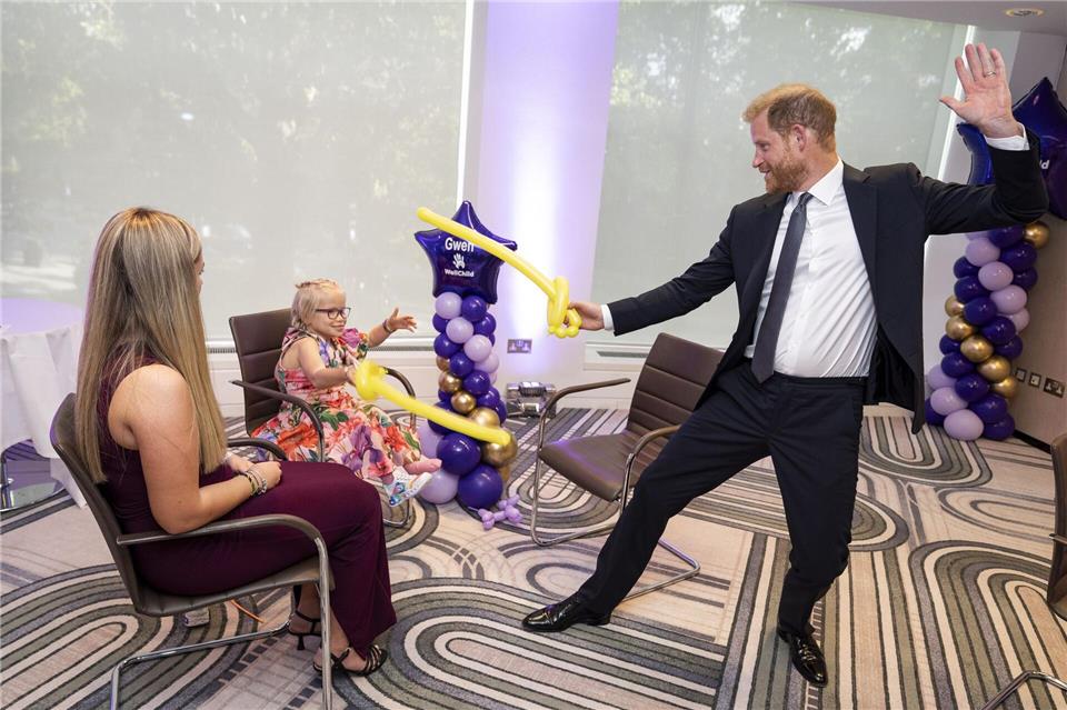 Prinz Harry ist zurück in London.Aaron Chown/PA Wire/dpa