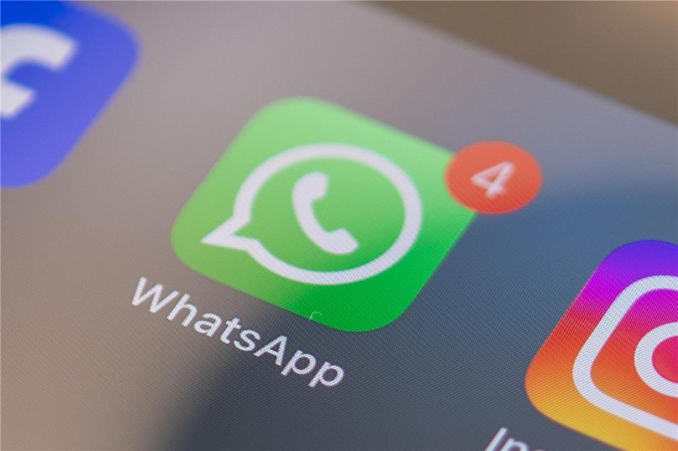 Profil‑Infos bei WhatsApp lassen sich nun mit Emojis und Text aufpeppen – die Funktion wird schrittweise ausgerollt.Nico Tapia/dpa-tmn