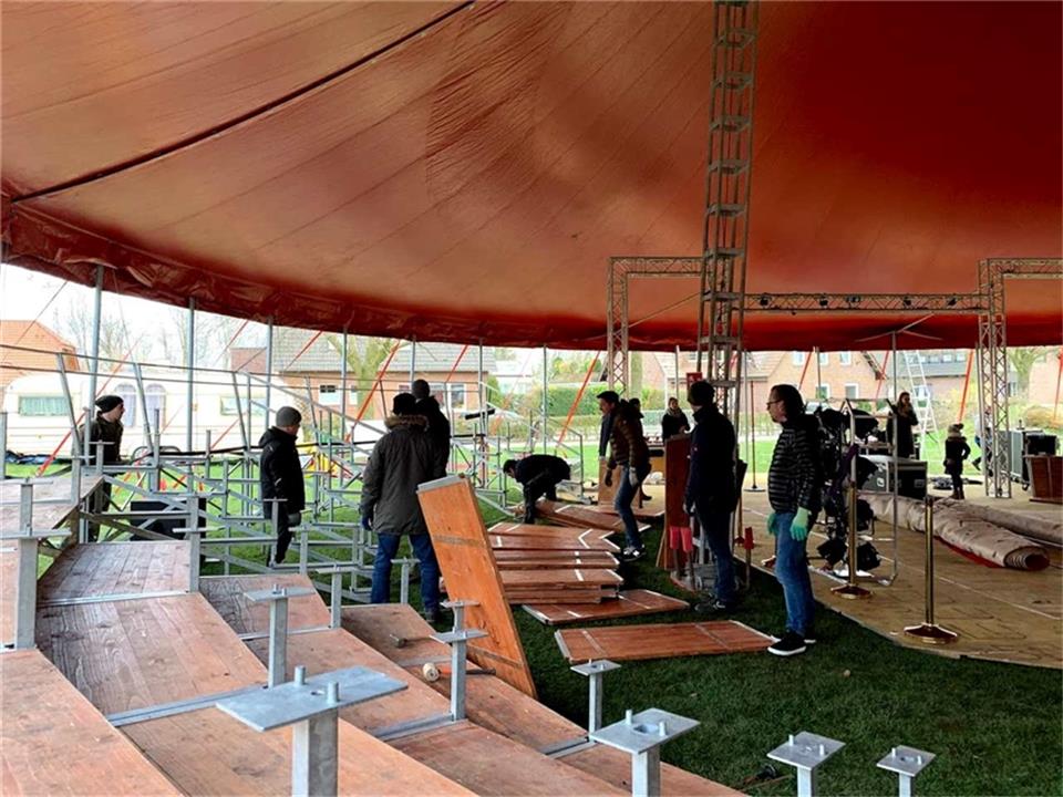 Projekt-Zirkus Lollipop an der Silvesterschule