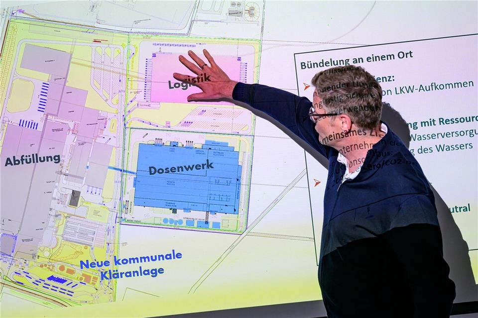Projektkoordinator Björn Hofbauer sagt, noch im vierten Quartal dieses Jahres sollten die Arbeiten für das neue Werk beginnen. Patrick Pleul/dpa
