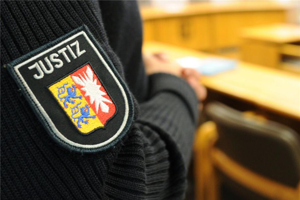 Prozess um Betrug mit vorgetäuschter Schwangerschaft. (Symbolbild)Angelika Warmuth/dpa