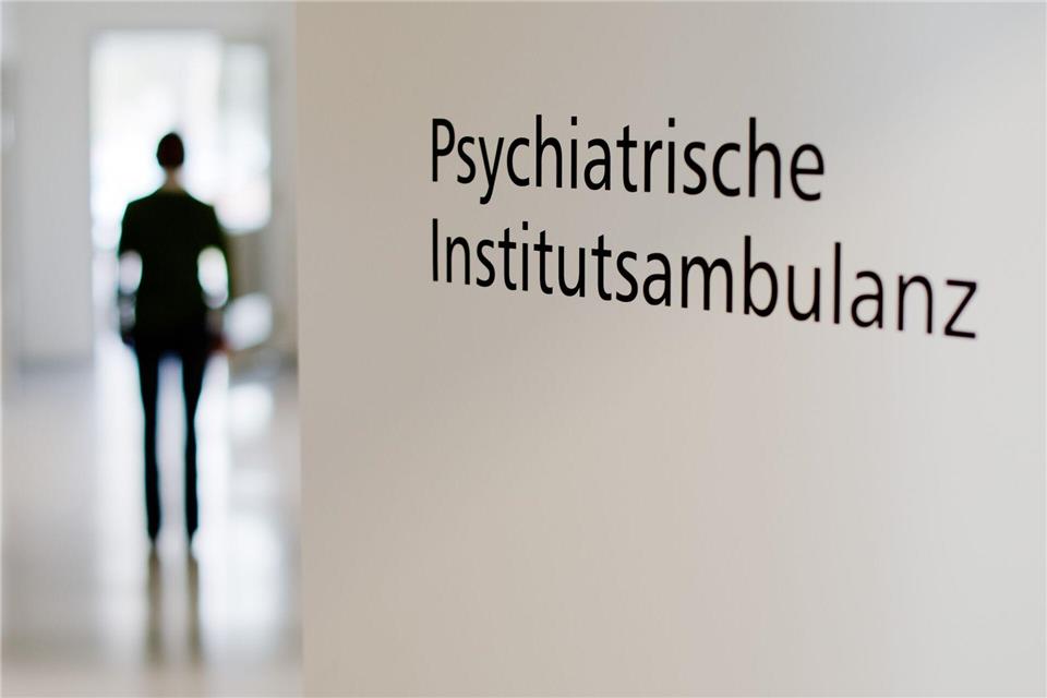 Psychiatrische Institutsambulanzen bieten ambulante Behandlung für Menschen mit psychischen Erkrankungen und können eine Alternative zum Klinikaufenthalt sein.picture alliance/dpa