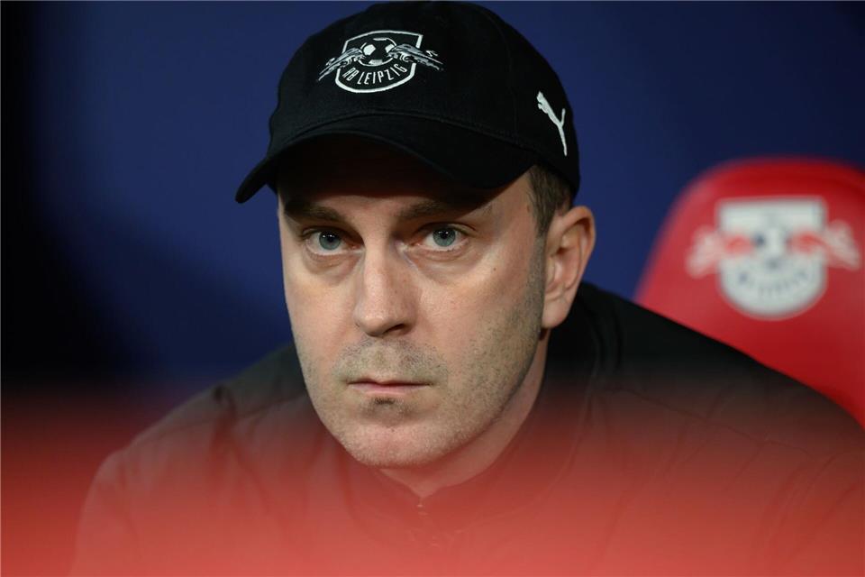 RB Leipzig-Trainer Ole Werner verlangt in den letzten drei Spielen des Jahres eine hohe Konzentration. (Archivbild)Hendrik Schmidt/dpa