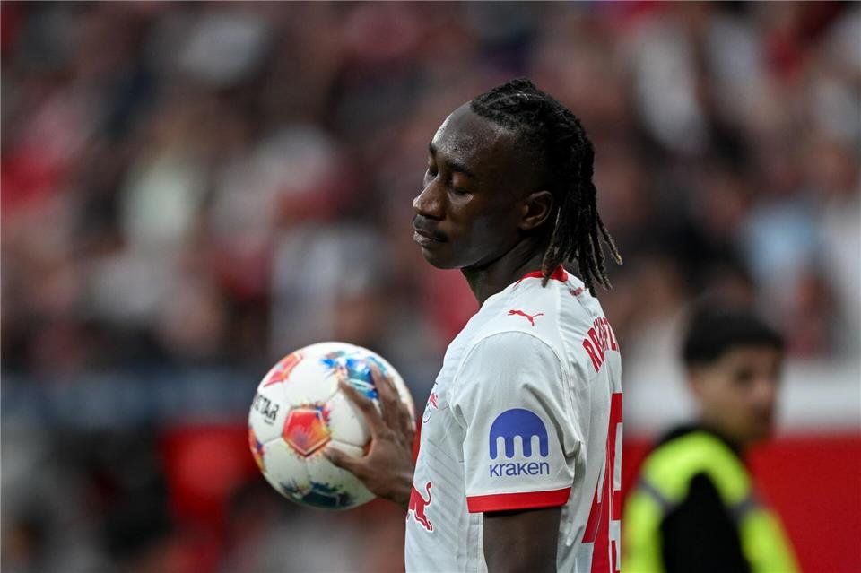 RB Leipzig und Yan Diomande haben die vorzeitige Qualifikation für die Champions League verpasst. Fabian Strauch/dpa