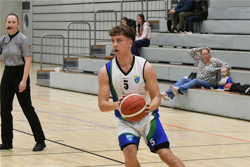 RSV-Youngster Henri Jansen sammelte mit drei erfolgreichen Dreiern neun Punkte ein.