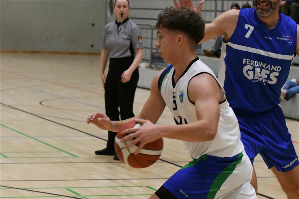 RSV-Youngster Henri Jansen sammelte mit drei erfolgreichen Dreiern neun Punkte ein.