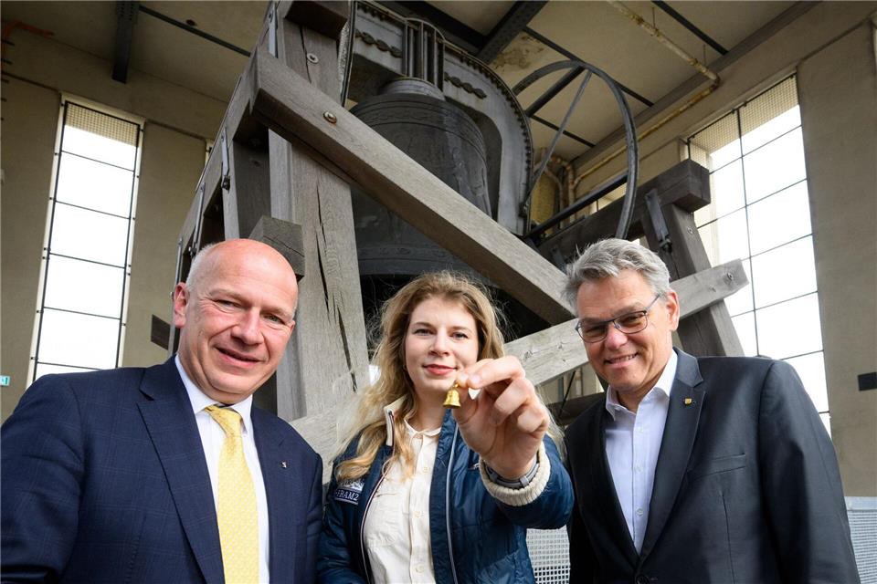 Rabea Rogge (Mitte) flog im April als erste deutsche Frau ins Weltall.Bernd von Jutrczenka/dpa