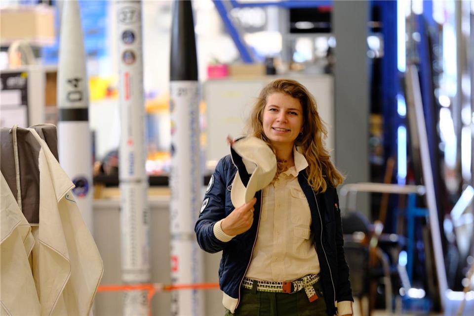 Rabea Rogge freut sich auf den Flug.Peter Balicki/melter.ch /dpa