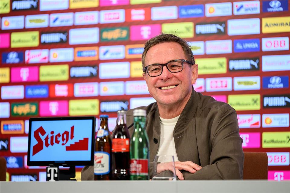 Ralf Rangnick sieht viel Potenzial in den beiden Debütanten.Max Slovencik/APA/dpa
