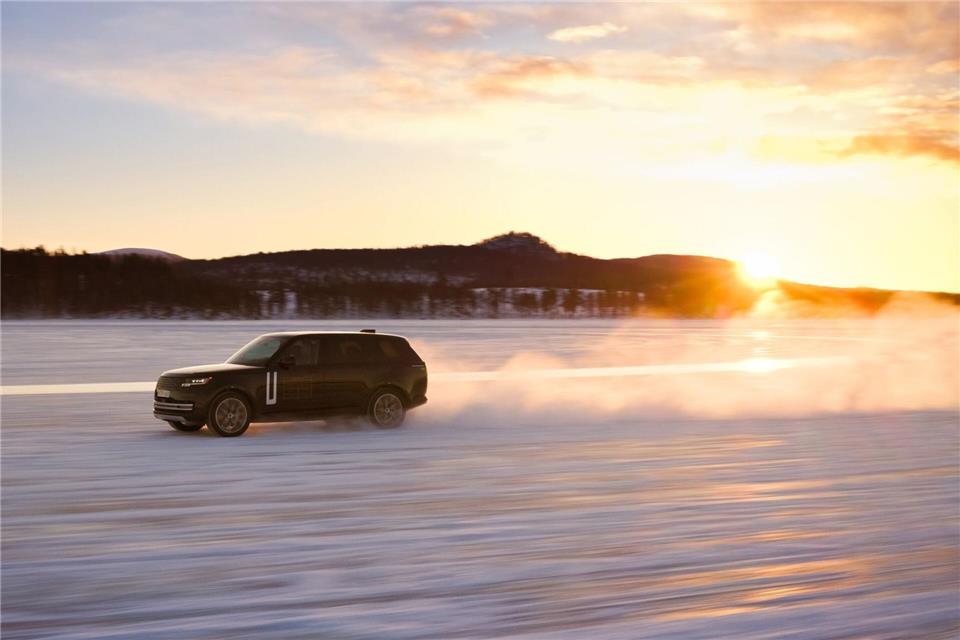 Range Rover wird elektrisch: Der Serienstart ist zum Jahreswechsel geplant.Range Rover/dpa-tmn