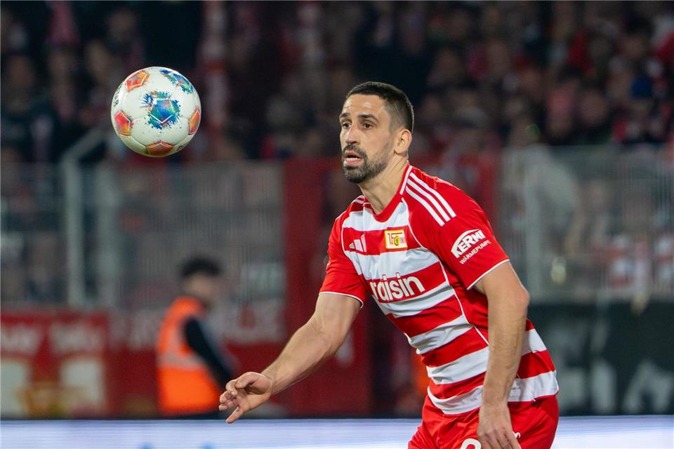 Rani Khedira wird mit einem Wechsel von Union Berlin zu Borussia Mönchengladbach in Verbindung gebracht. (Archivbild)Soeren Stache/dpa