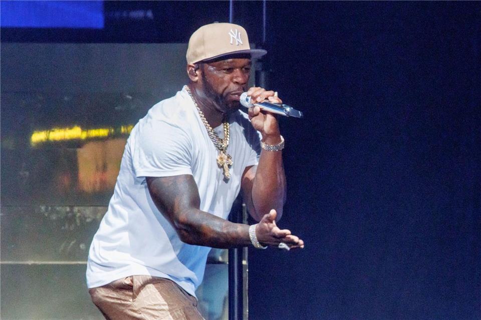Rapper 50 Cent ist als Produzent bei Doku-Serie über Sean Combs an Bord.(Archivbild) Markus Scholz/dpa