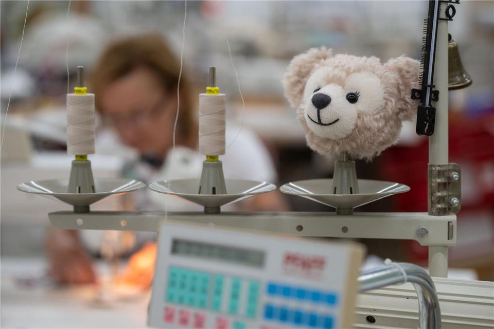 Ravensburger steigt beim Plüschtierhersteller Steiff ein. (Archivbild)Marijan Murat/dpa