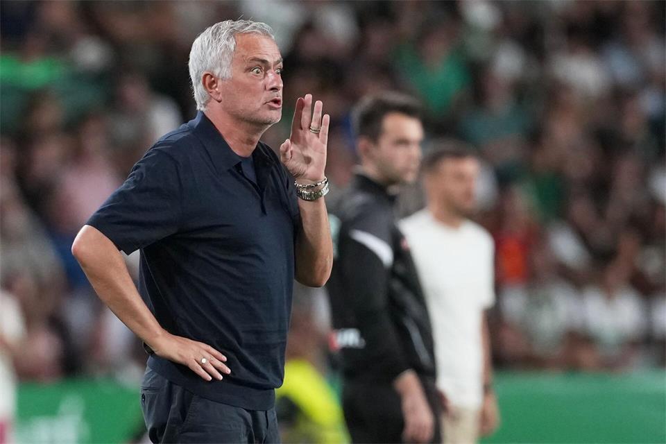Real Madrids Trainer José Mourinho erwartet ein anderes Leipzig. (Archivbild) Alberto Saiz/AP/dpa