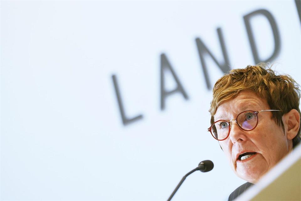 Rechnungshof-Präsidentin Brigitte Mandt mahnt einen Konsolidierungsplan an. (Archivbild)Oliver Berg/dpa