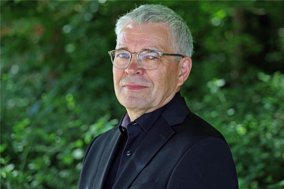 Rechtsmediziner Fred Zack möchte ein Stück weit die Position von Gewaltopfern vertreten. (Archivbild)Bernd Wüstneck/dpa