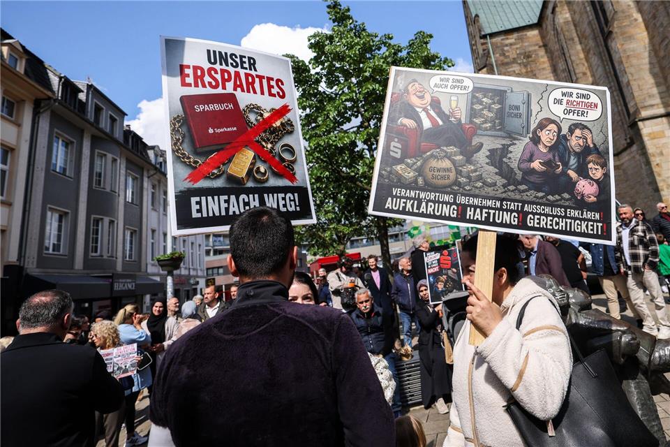 Rechtsstreitigkeiten zwischen Geschädigten und Sparkasse dürften sich lange hinziehen. (Archivbild) Christoph Reichwein/dpa