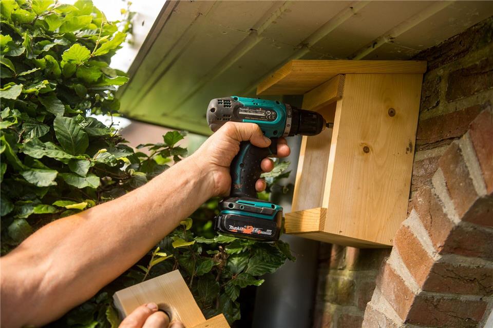 Regen? Kein Problem! Unter dem Dachvorsprung bleibt der Kasten trocken.Benjamin Nolte/dpa-tmn