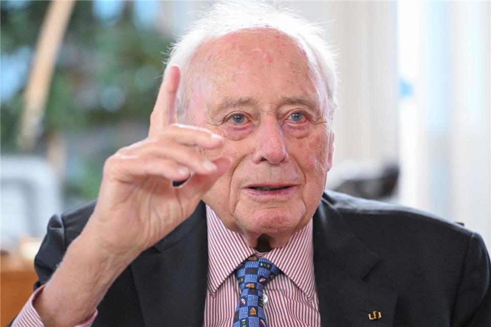 Reinhold Würth prophezeit das Ende der FDP. (Archivbild)Bernd Weißbrod/dpa