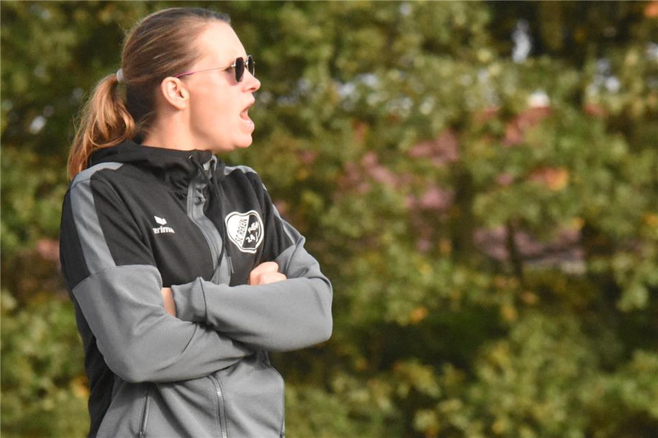 Rekens Trainerin Nadine Dünnewald sah einen stark verteidigenden Bezirksligisten, der aber gegen Wanne letztlich leer ausging.