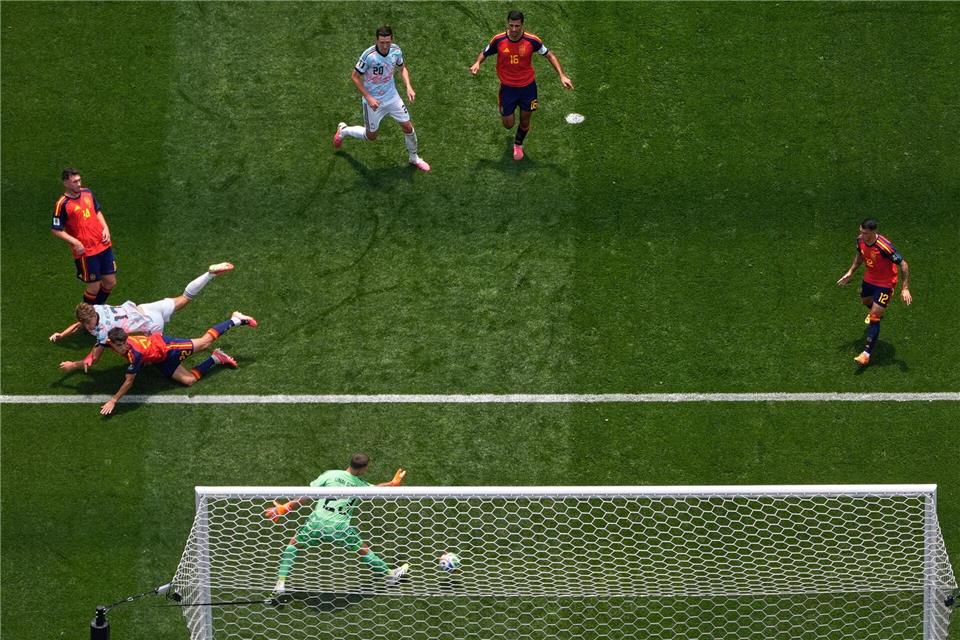 Rekordserie beendet: Spaniens Torhüter Unai Simon.Mark J. Terrill/AP/dpa