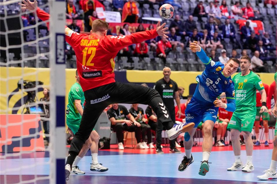Rekordspiel: Beim Duell zwischen Slowenien und Montenegro fallen so viele Tore wie noch nie bei einer Handball-EM.Cornelius Poppe/NTB/dpa