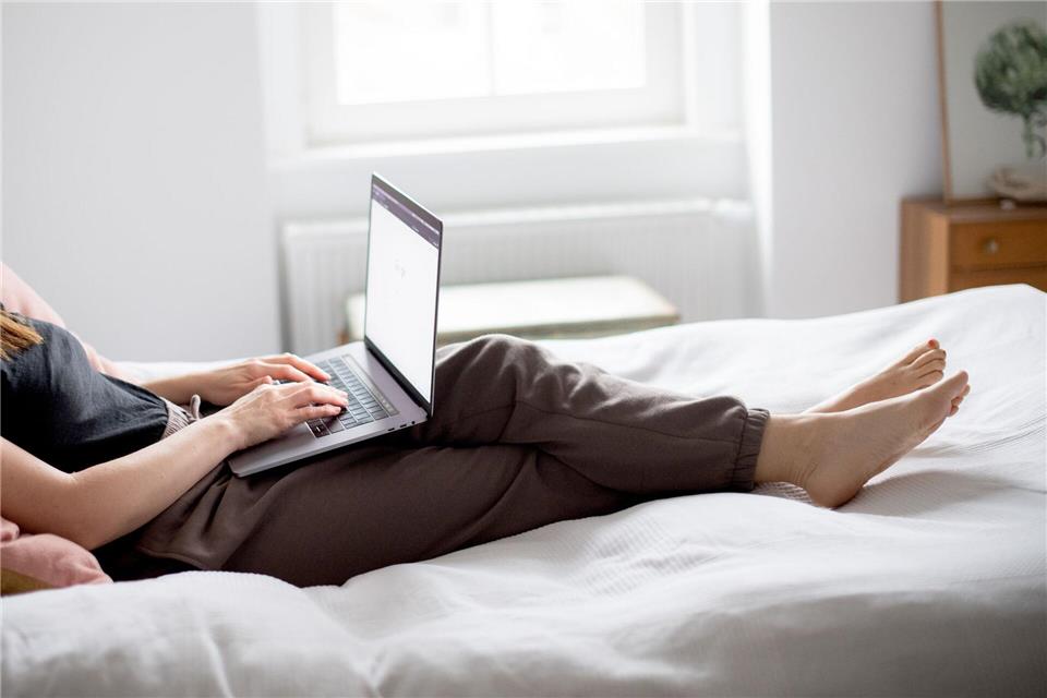 Remote-Work und flexibles Arbeiten werden in Stellenanzeigen immer seltener angeboten, ergab eine Auswertung von Indeed.picture alliance / dpa-tmn