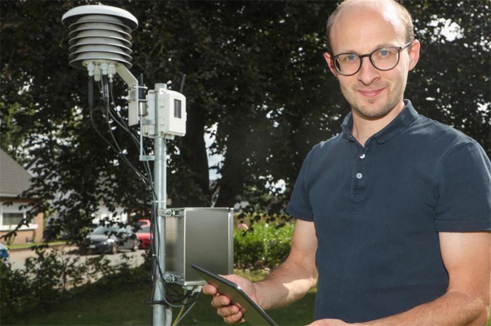 René Fischer hat eine Wetterstation im Garten. An dieser verzeichnete der Bocholter in diesem Sommer einige Höchstwerte.
