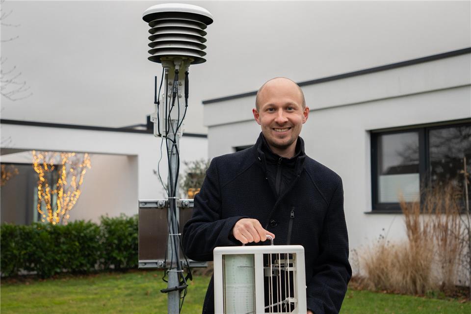 René Fischer wohnt in Bocholt, arbeitet in Borken als Lehrer und betreibt vor seinem Haus eine professionelle Wetterstation.