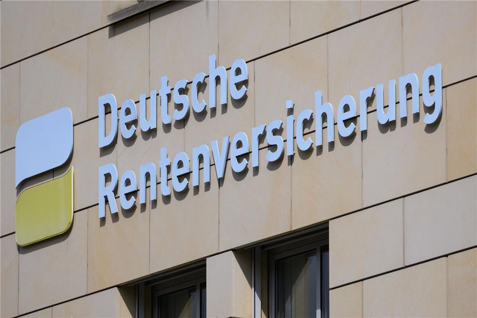 Rentenpunkte nach Scheidung weg? Meist ja – Ausnahme: der Tod des oder der Ex innerhalb von 36 Monaten.picture alliance/dpa