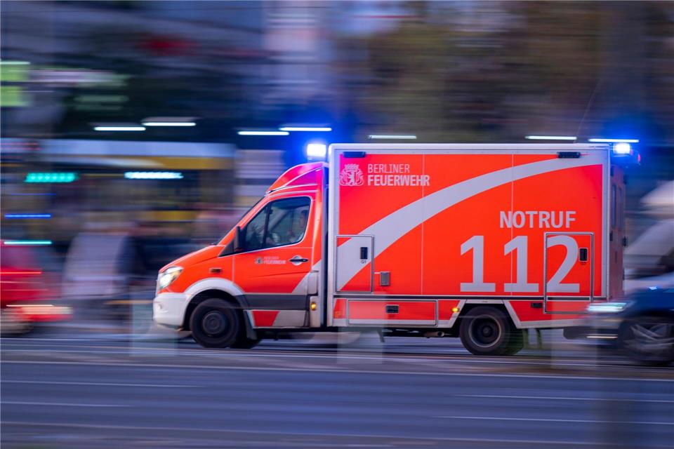 Rettungskräfte kommen bei Herz-Kreislauf-Stillstand oft zu spät, um Hirnschäden zu verhindern. (Symbolbild)picture alliance/dpa