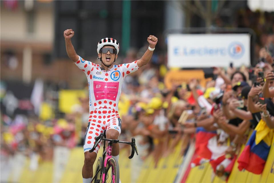 Richard Carapaz gewinnt die 20. Etappe der Tour de France.Mosa’ab Elshamy/AP/dpa