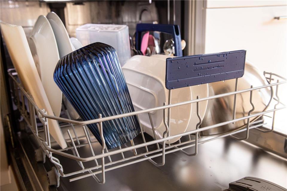 Richtig beladen, Strom sparen: So senkt der Geschirrspüler die Kosten.picture alliance/dpa/dpa-tmn