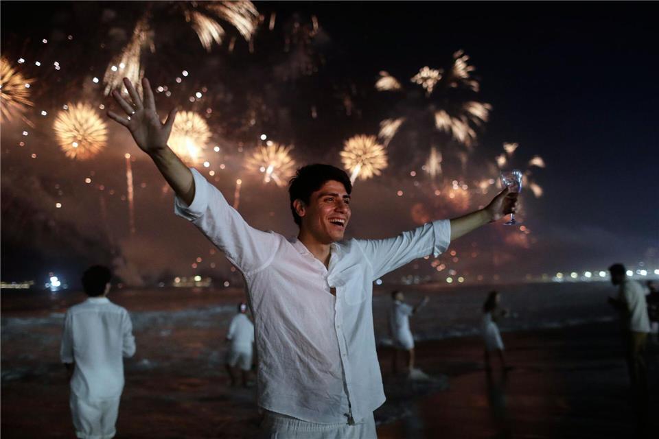 Rio ist ein Rekordhalter was Silvesterpartys angeht.Bruna Prado/AP/dpa