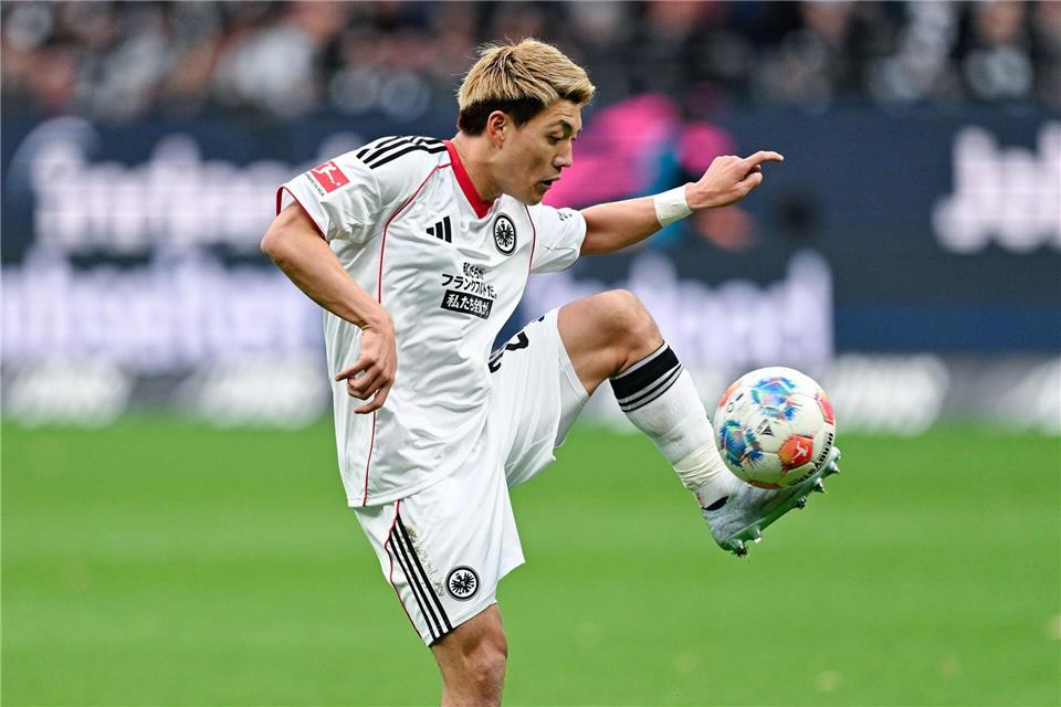 Ritsu Doan ist krank. Ob er am Wochende spielen kann, ist fraglich (Archivbild).Uwe Anspach/dpa