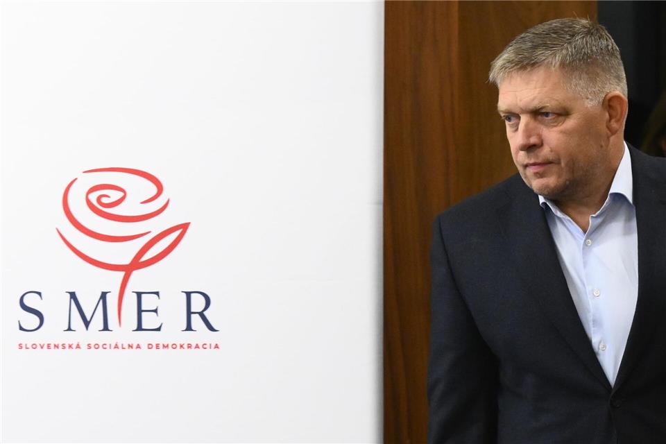 Robert Fico, Vorsitzender der Partei Smer-Sozialdemokratie, ist aufgrund seiner Politik bei vielen EU-Partnern umstritten. (Archivbild)  Deml Ondøej/CTK/dpa