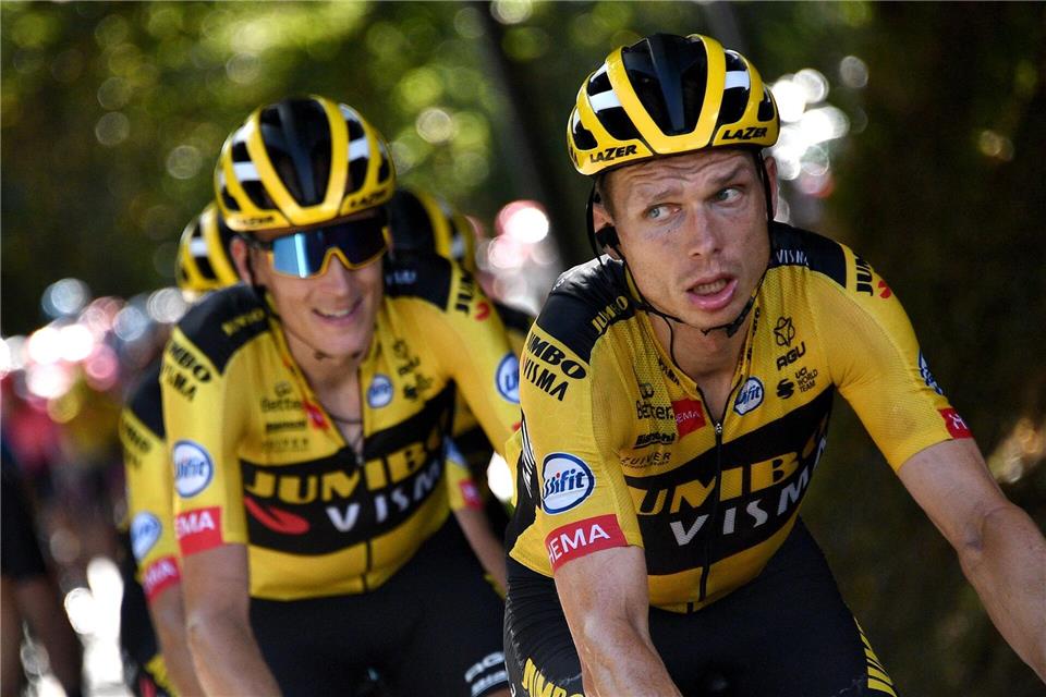 Robert Gesink (l) fuhr mit Tony Martin in einer Mannschaft.Anne-Christine Poujoulat/AFP/dpa