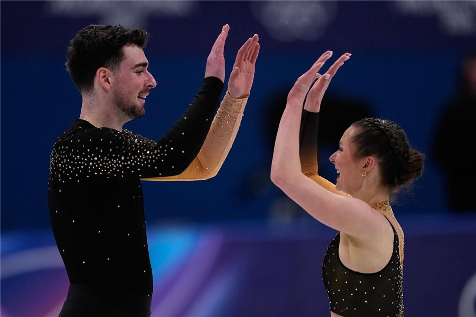 Robert Kunkel und Annika Hocke waren zufrieden mit ihrer Leistung, aber nicht mit der Bewertung der Preisrichter.Ashley Landis/AP/dpa