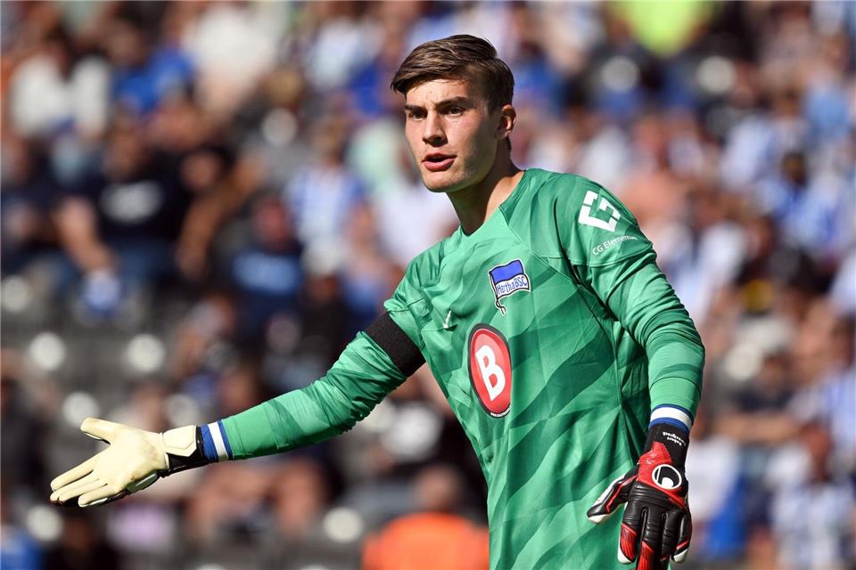 Robert Kwasigroch wechselt von Hertha BSC nach Katar.Soeren Stache/dpa