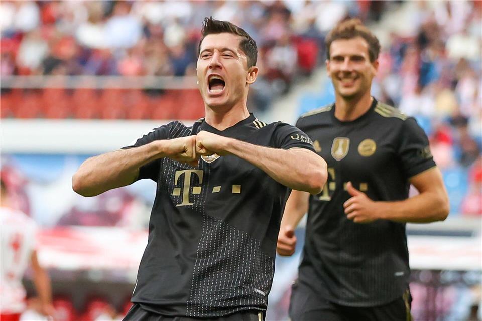Robert Lewandowski (l) spielt künftig in den USA. (Archivbild)Jan Woitas/dpa-Zentralbild/dpa