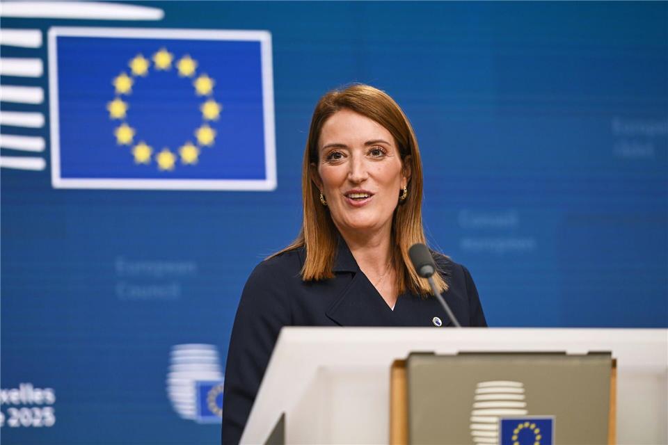 Roberta Metsola sieht den Weg frei für die weitere Arbeit am Handelsabkommen. (Archivbild)Harry Nakos/AP/dpa