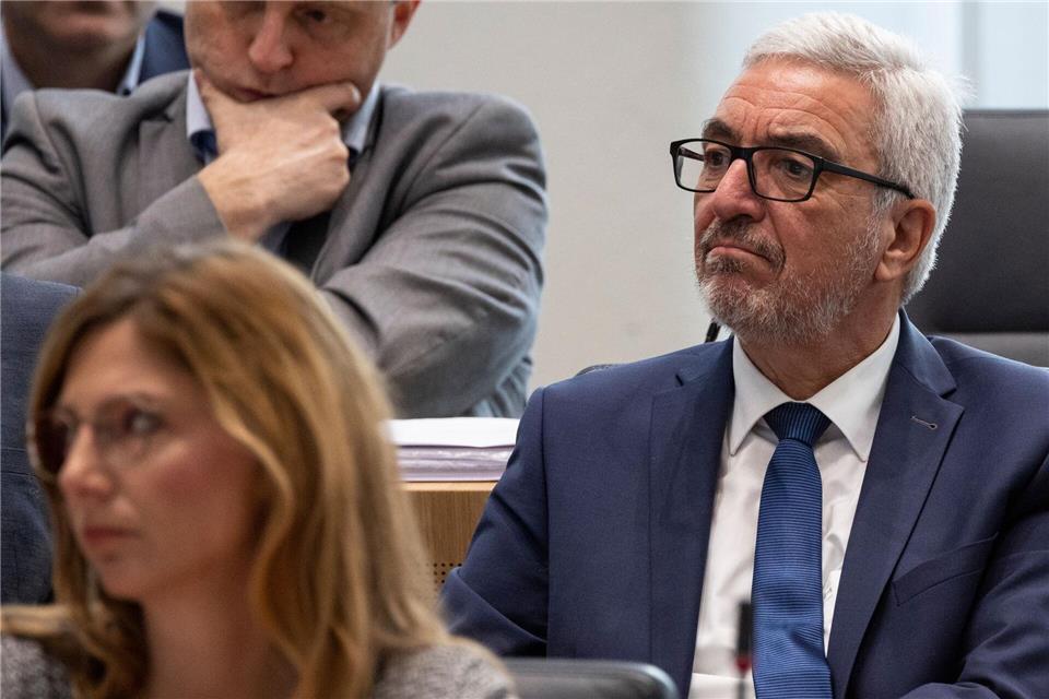 Roger Lewentz verlässt die politische Bühne in Mainz nach rund 35 Jahren. (Archivbild)Hannes P. Albert/dpa